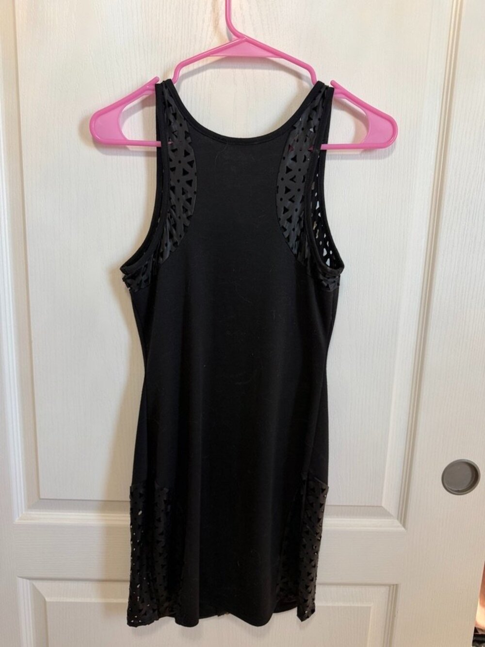 Sexy Black Bodycon Dress with Gold Zipper & Cutout Details ✨ - Picture 4 of 4